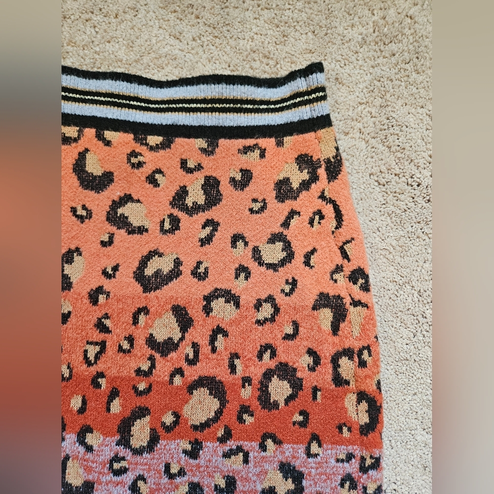 Maeve Leopard Sweater-Knit Pencil Skirt Small EUC Fitted Warm Colorful Casual